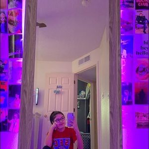 Meet your Posher, Annalyssa